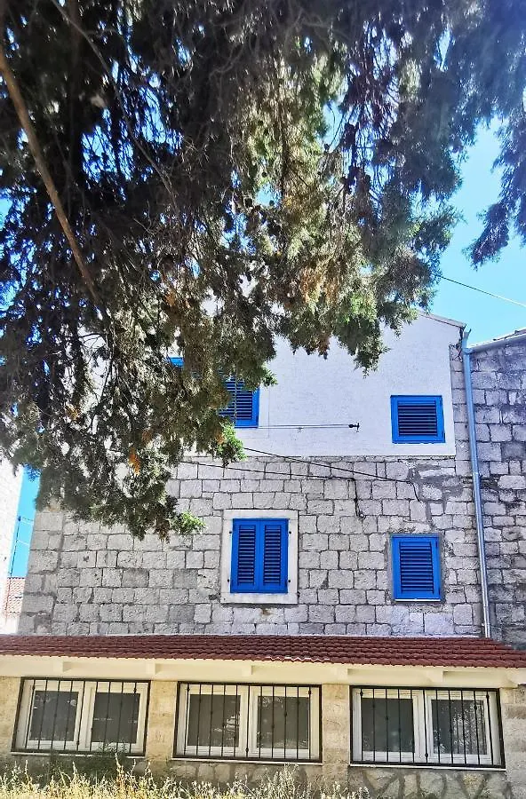 Crobeauty Villa Split 0*,  Hırvatistan